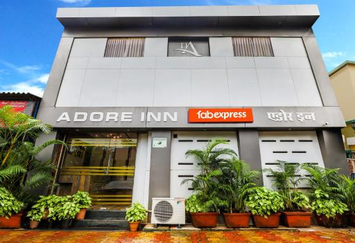 FabExpress Adore Inn - Nr Mumbai International Airport - Housity