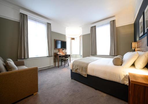 The County Hotel by Innkeeper's Collection - Housity