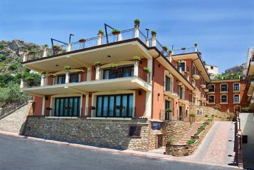 Agostiniana Hotel - Housity
