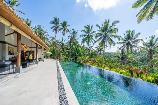 Villa Themma Jungle - Sumptuous 3BR Luxury Villa with Majestic Jungle View North of Ubud - Housity