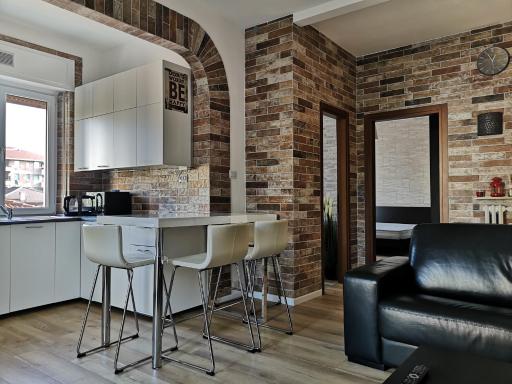 Queen East Verona apartments - Housity