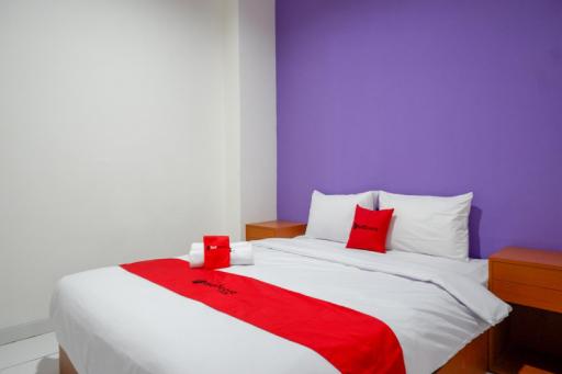 RedDoorz near Alun Alun Kaliwungu Kendal - Housity