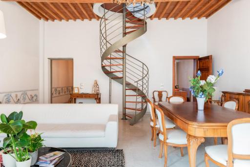 Exclusive Corso Italia Penthouse - Housity