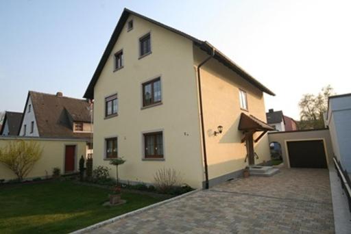 Ferienwohnung Angelika Zimmermann Dettelbach - Housity