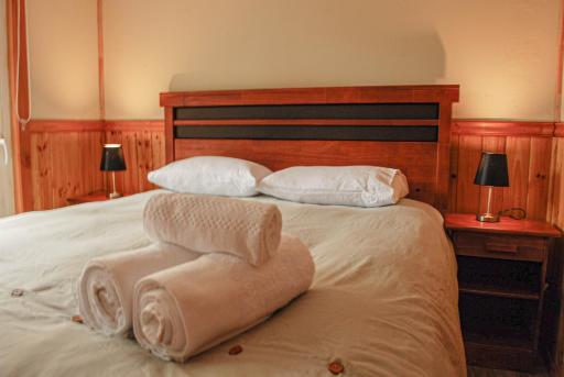 Chucao Bosque y Cabañas - Housity