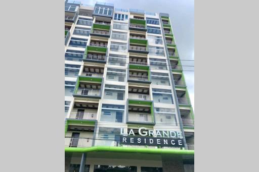 Exquisite condo in magnificent La Grande Resort - Housity