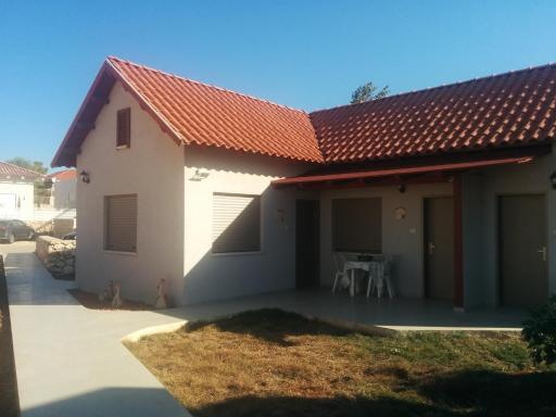 נוריות בגלבוע 2 - Housity