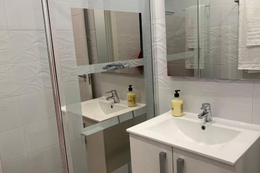 RENOVATED HOUSE IN OLD TOWN MARBELLA. - Housity