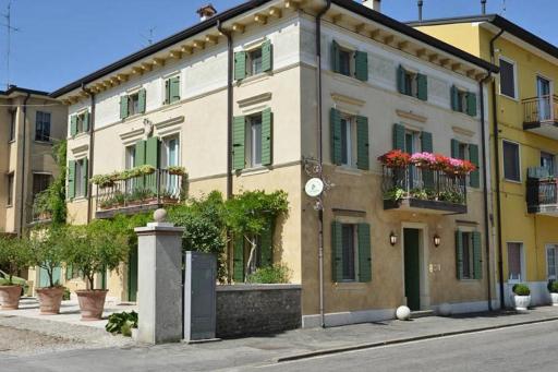 B&B La Mongolfiera - Housity