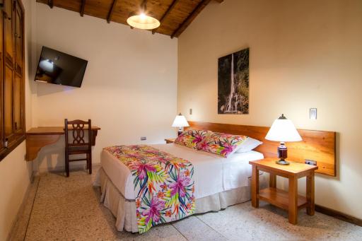 Hotel Valdivia Plaza - Housity