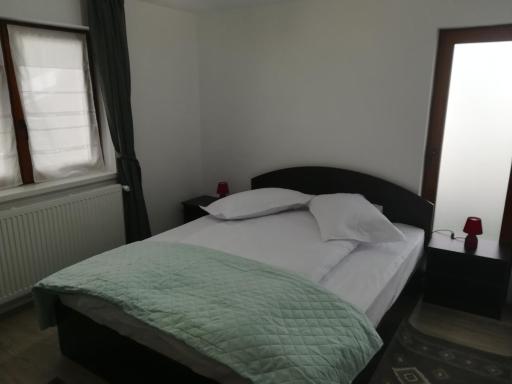 De la mare la munte - Housity