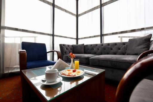 Art 'Otel - Housity