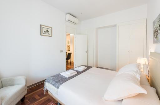 PUERTA DEL SOL CITY CENTER III - Housity