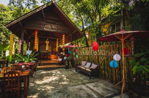 Joy's House & Tour - Housity
