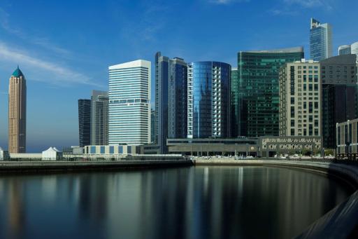 Radisson Blu Hotel, Dubai Waterfront - Housity