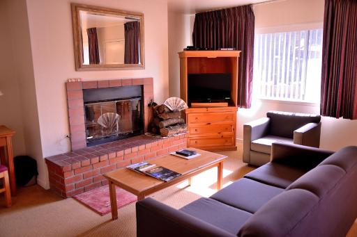 Pacific Gardens Inn - Housity