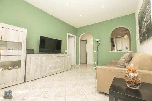 Homes in Genoa - Young Apartment - Housity