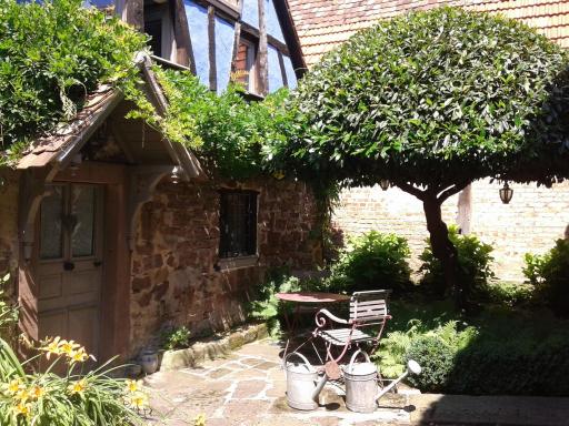 Aux temps d'avant - Housity