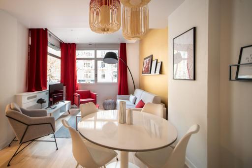 SUITE GIDE : au cœur de la Rive Gauche, neuf, design, 2/4 personnes - Housity