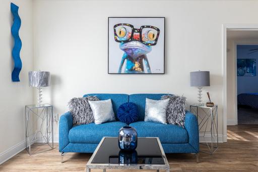 Carytown Living with *Pool and Gym* - Housity