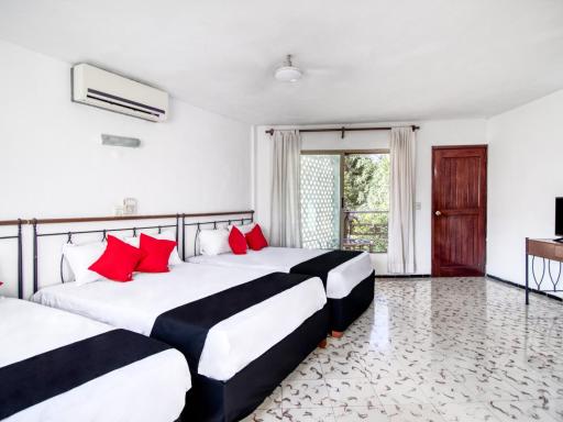 Hotel San Carlos - Housity