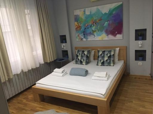 L9 Top Central Rooms and Apartments 2 - Housity
