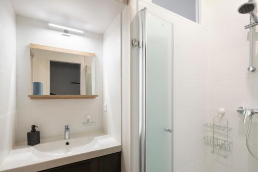 Le Cinq by Cocoonr - Housity