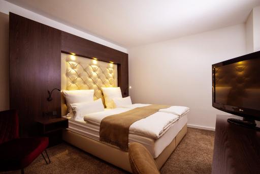 Hotel Reckord - Housity