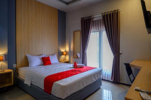 RedDoorz Syariah @ Jalan Sultan Agung Tegal - Housity