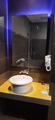 Leely Garden Valley Lodge Tambunan - Housity