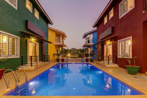 JAQK Holidays - 9BHK Villa for Big Groups, Private Pool-WiFi-Cartaker-Parking, North Goa - Hizvo