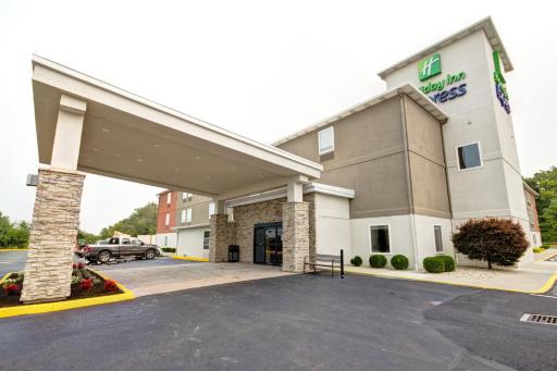 Holiday Inn Express Columbus South - Obetz by IHG - Housity