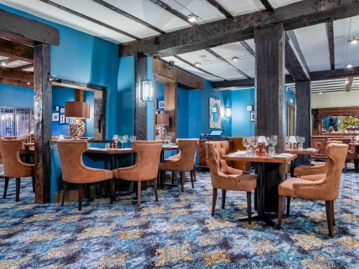 The Feathers Hotel - Housity