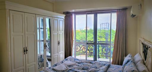 Luxury Apartment with Ocean View in Oyster Bay - Housity