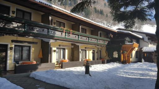 Alpen-Appartementhof - Housity