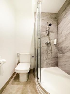 The Connaught Hotel Wolverhampton - Housity