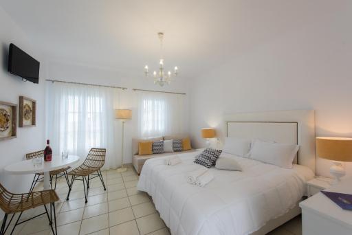 Eutuxia Rooms & Studios - Housity