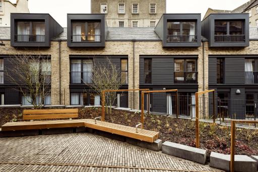 Wilde Aparthotels Edinburgh Grassmarket - Housity