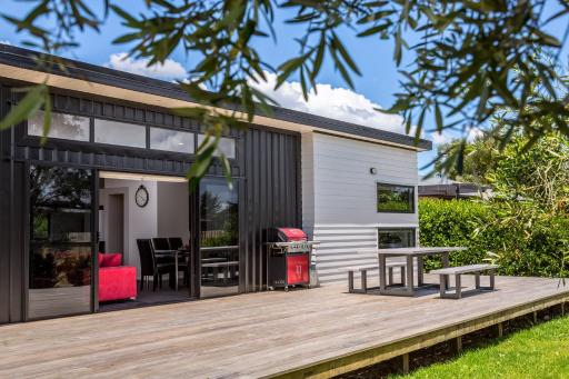 Burgundy Place - Housity