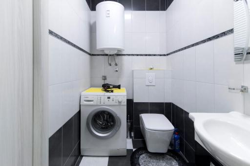 Data Central Studio - Housity