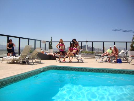 Hotel Apache - Housity
