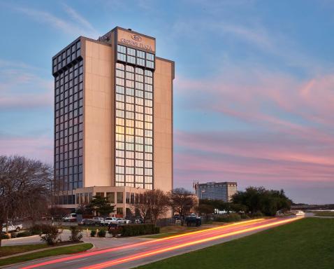 Crowne Plaza Dallas Market Ctr - Love Field, an IHG Hotel - Housity
