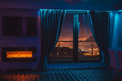 Seasons-Top of the city - Housity