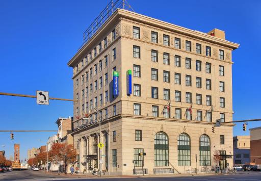 Holiday Inn Express Baltimore-Downtown, an IHG Hotel - Housity
