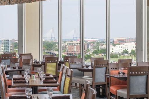 Holiday Inn Charleston-Riverview, an IHG Hotel - Housity