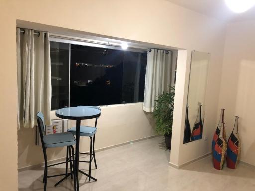 Lindo APARTAMENTO com Varanda à 100m - Praia de BOA VIAGEM - Housity