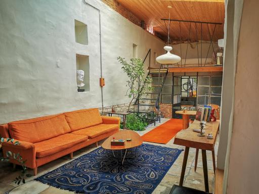 The Cabrio House- Unique CITY CENTER loft with Garden - Housity