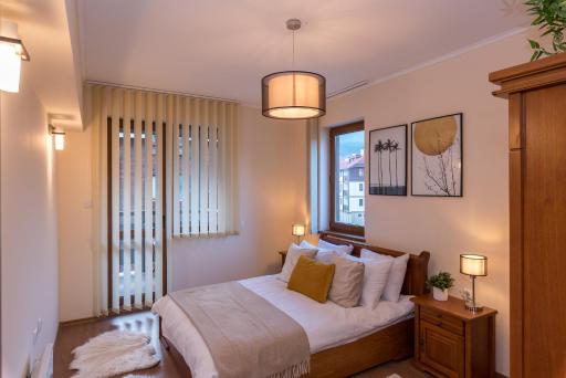 Charming Ski Apartments Near Gondola & Bar Street, Cedar Lodge 1 Complex - Housity