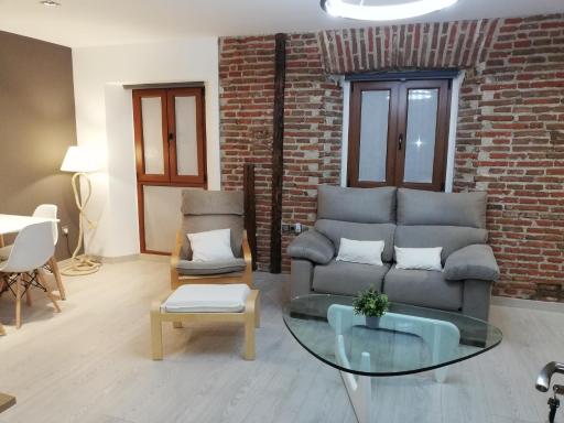 The Little House Sir - Hizvo