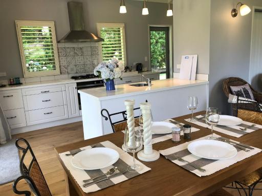 Gardenia Cottage - Housity